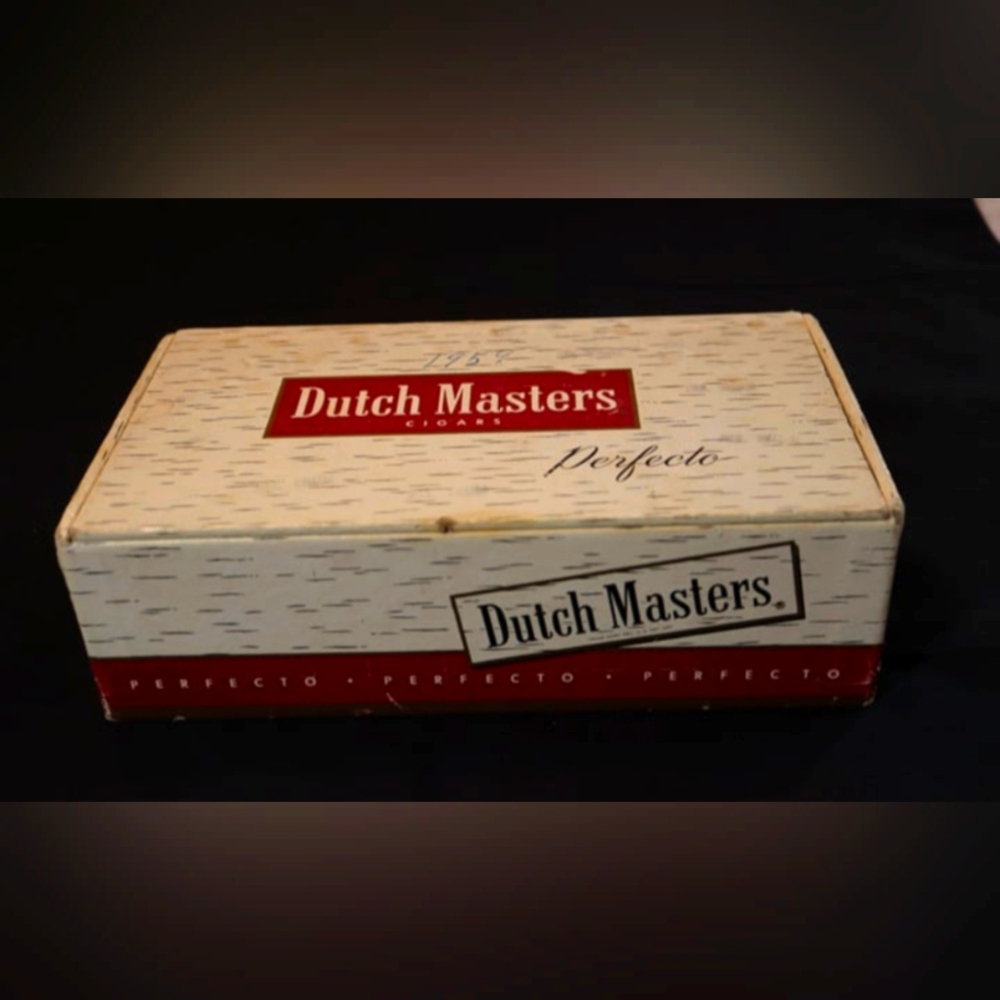Vintage 1959 Dutch Masters Cigars Perfecto Empty Cigar 2 for 25 cents Box